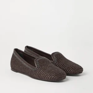 Slipper with monili