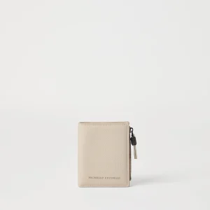 Compact leather wallet