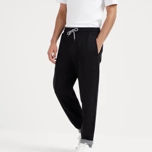 Trousers with cr??te