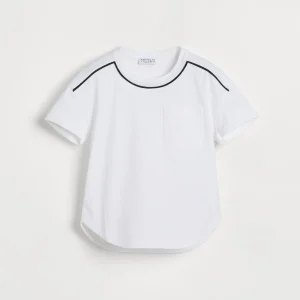 T-shirt with monili