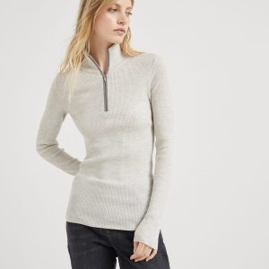 Lightweight sweater