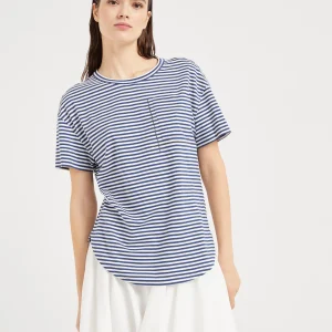 T-shirt with monili