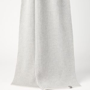 Knit scarf