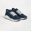 Knit runners