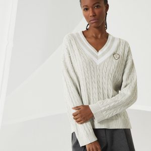 Sweater with logo