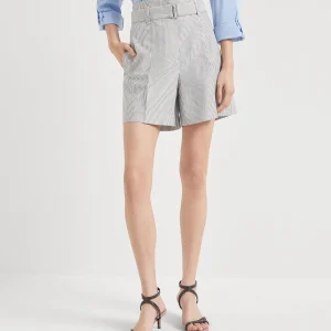 Formal Bermuda shorts with monili
