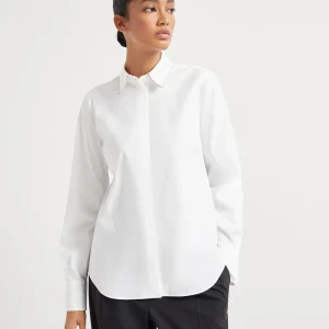 Shirt with monili