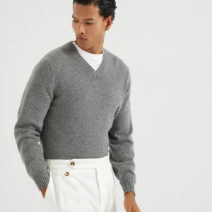 Cashmere sweater