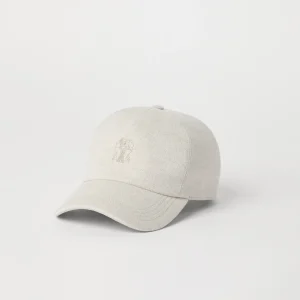 Baseball cap with logo