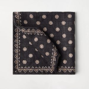 Silk pocket square