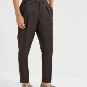 Virgin wool trousers