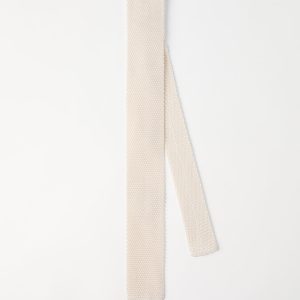 Knit necktie