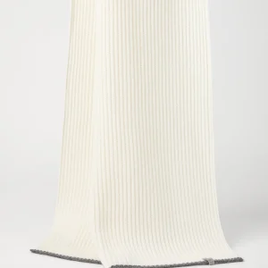 Knit scarf