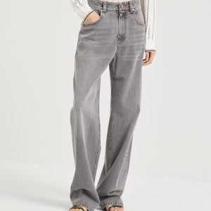 Contemporary Loose trousers