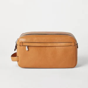 Beauty case with double zipper
