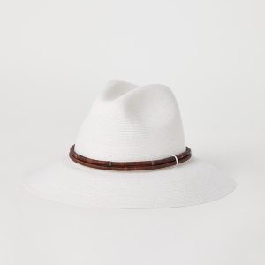 Fedora with monili