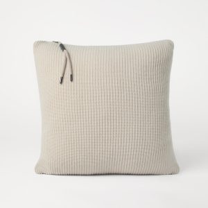 Knit cushion