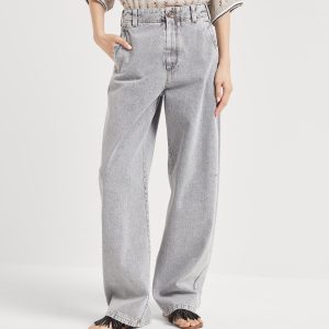 Curved trousers