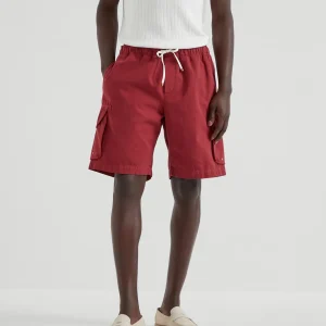 Bermuda shorts with cargo pockets
