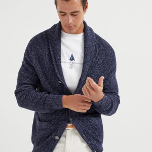 Chin?? cardigan