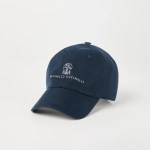 Baseball cap with embroidery