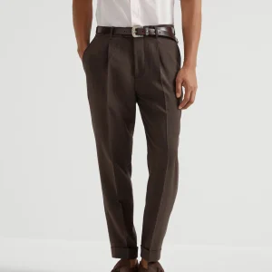 Linen trousers