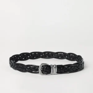Belt with detailed buckle