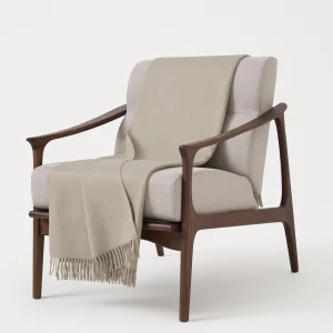 Cashmere throw with fringe