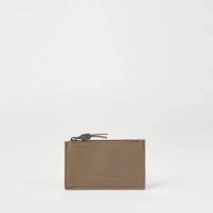 Leather card case with monili