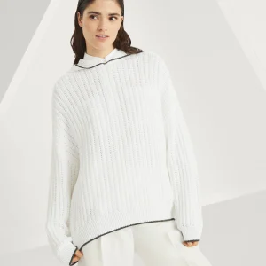 Sweatshirt with monili