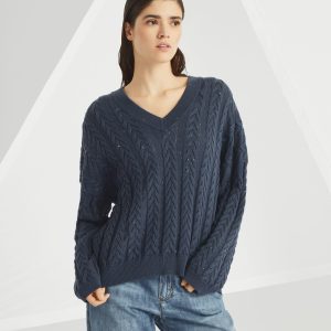 Dazzling Cable sweater