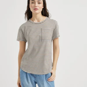 T-shirt with monili