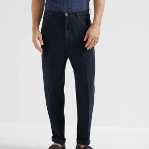 Leisure fit trousers