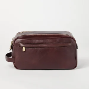 Beauty case with double zipper